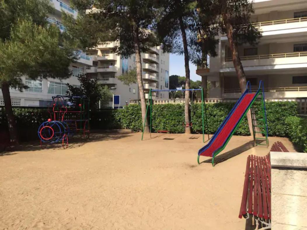 Apartamento Centrico Y Con Piscina A 5 Min. Playa Salou Buitenkant foto
